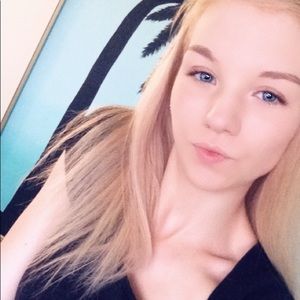 Meet your Posher, Kaitlyn